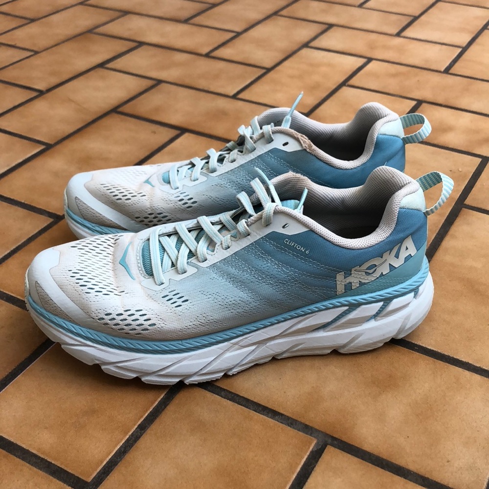 Hoka Clifton 6